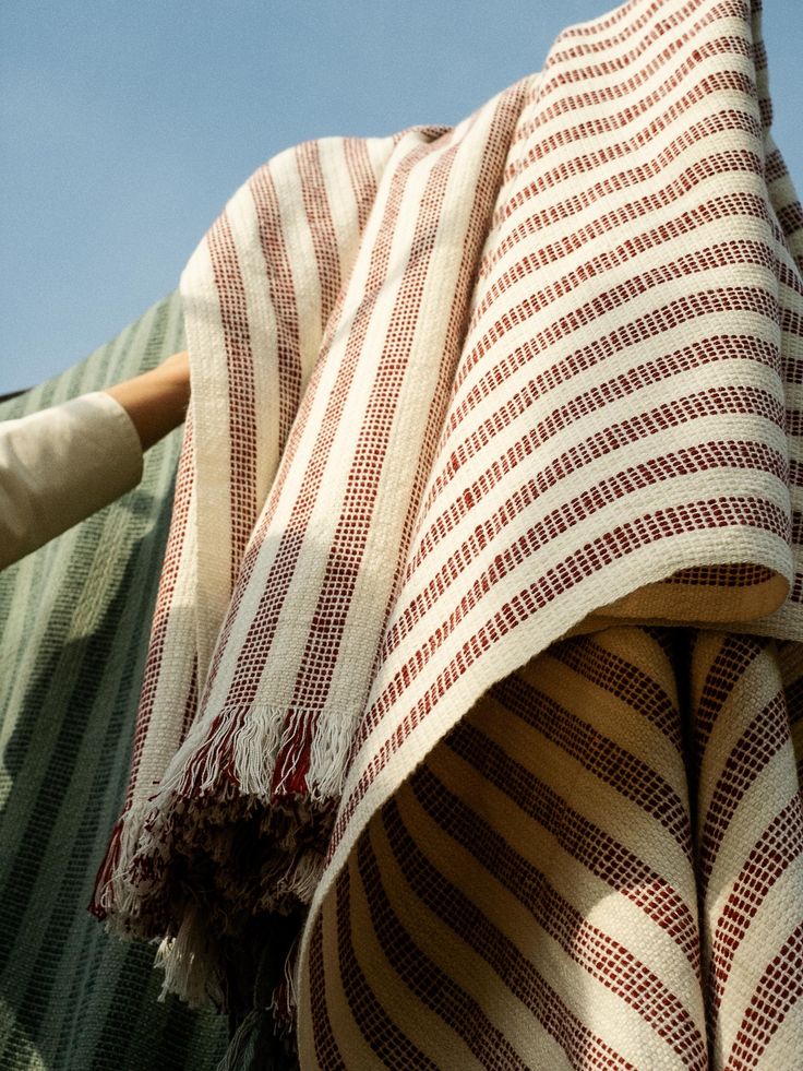 Thoughtful table textiles for everyday settings