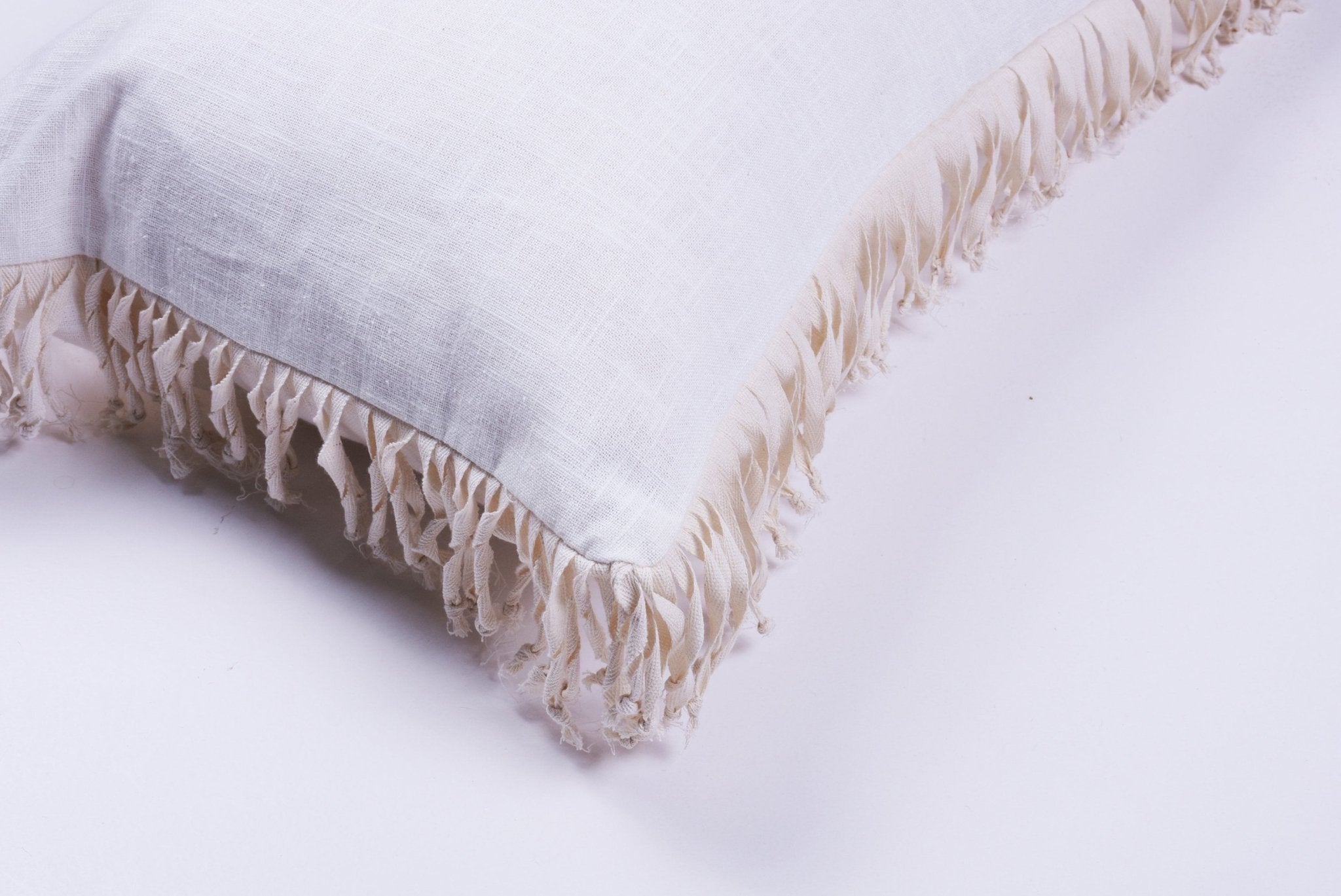 Knotted Fringe Textured Throw Pillow